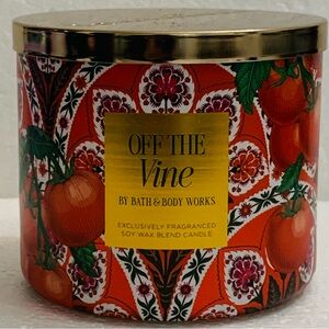 Bath & Body Works Off the Vine 3 Wick Candle 14.5 Oz